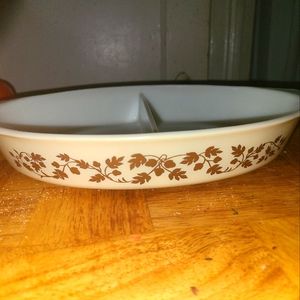 Pyrex Golden Acorn serving dish